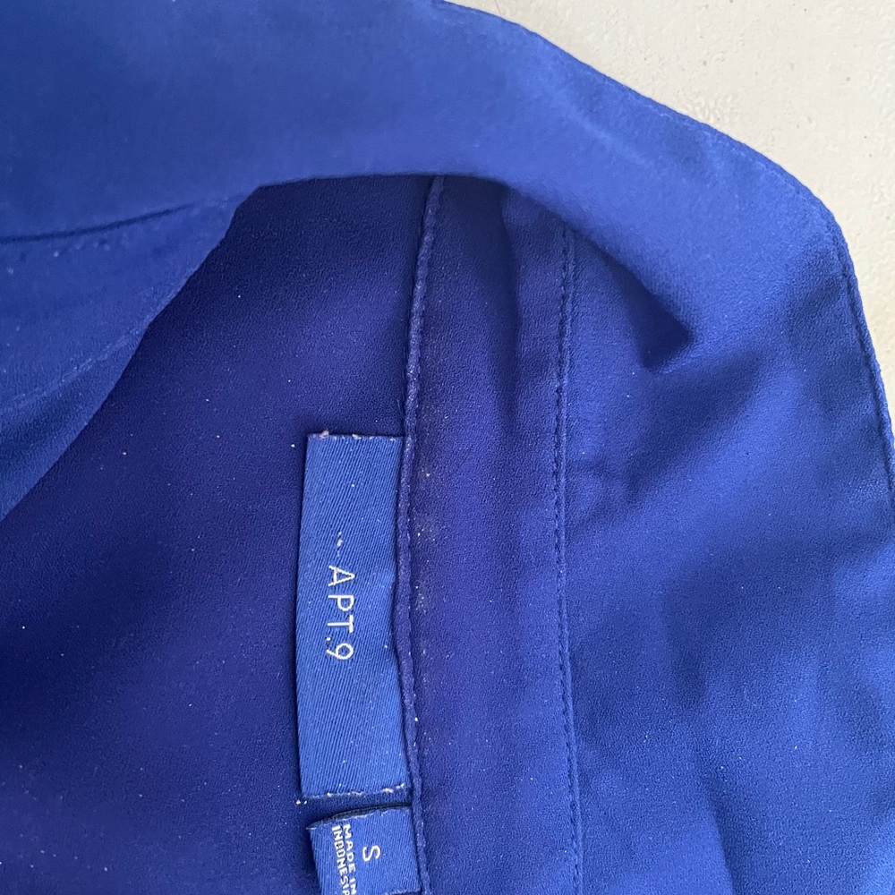 Button down blouse - Picture 2 of 2